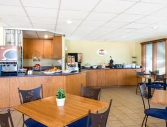 Super 8 By Wyndham 3*