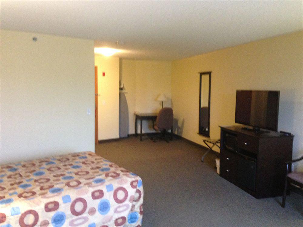 Hotel Super 8 By Wyndham 3*